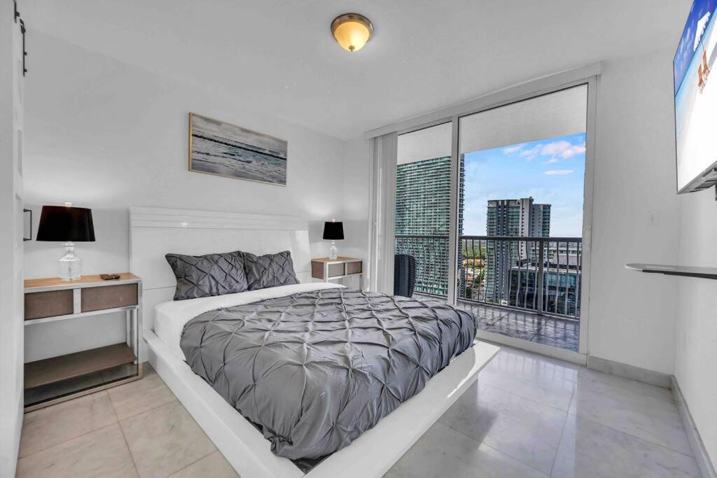 Iconic High Floor 3 Bedrooms In The Heart Of Miami Eksteriør bilde